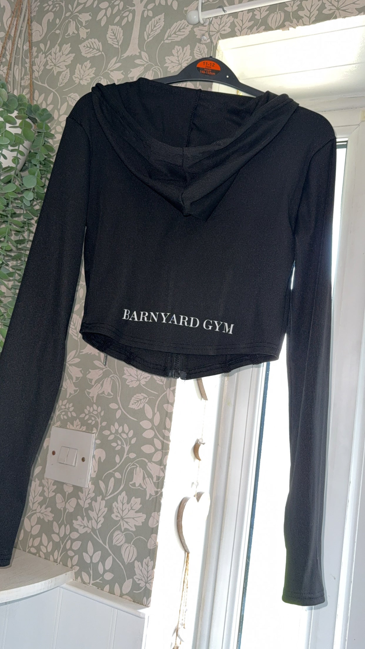 Barnyard Gym Hooded Crop Jacket
