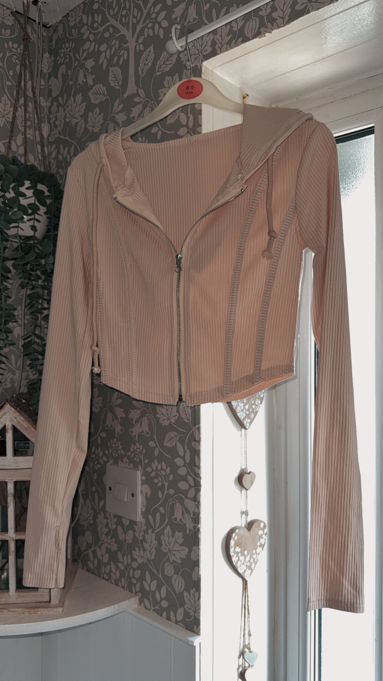 Barnyard Gym Hooded Crop Jacket