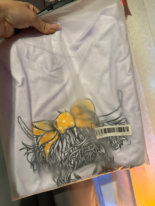 LAST ONE Highland Tshirt Yellow Bow SMALL